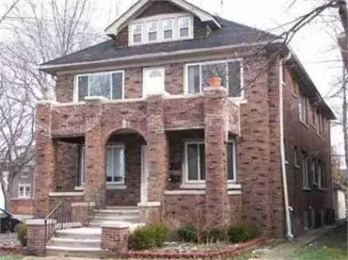 Main picture of 1098 Beaconsfield Ave