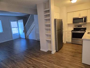 Main picture of Martin St Apartments