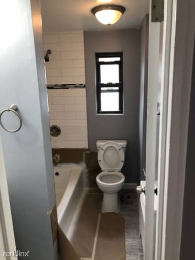 Main picture of 379 Church St