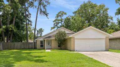 Main picture of 3707 Acorn Way Ln