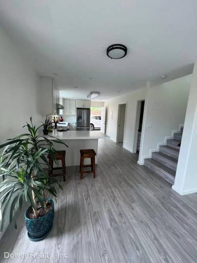 Main picture of 2176 Palolo Ave