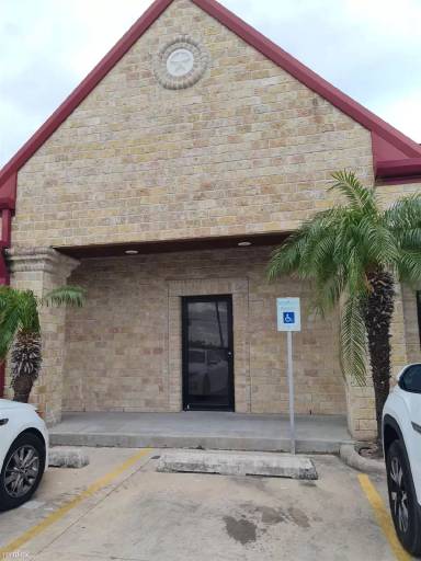 Main picture of 2117 E Tyler Ave