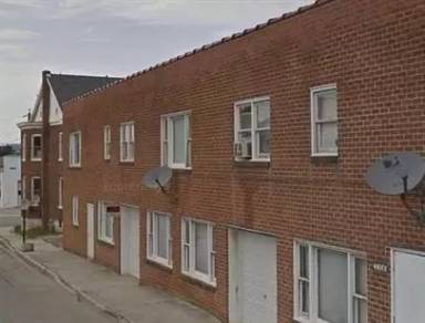 Main picture of 700 Baer Ave