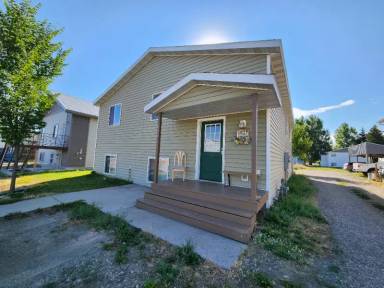 Main picture of 212 9th St