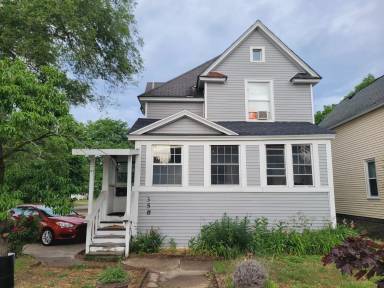 Main picture of 358 Maple Ave