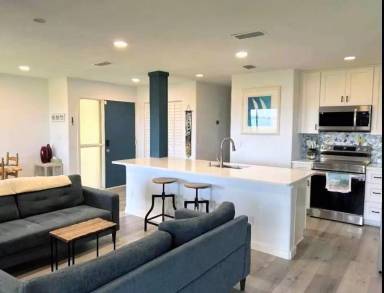 Main picture of 28 Alcira Ct