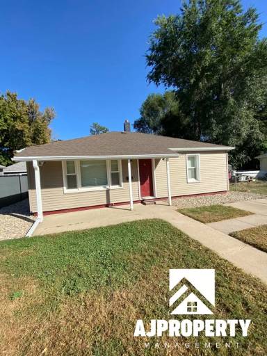 Main picture of 312 N Covell Ave