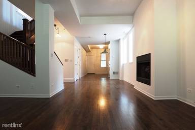 Main picture of 2225 W Belden Ave