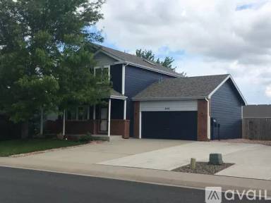 Main picture of 809 Scotch Pine Dr