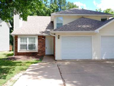 Main picture of 3520 Prescott Dr