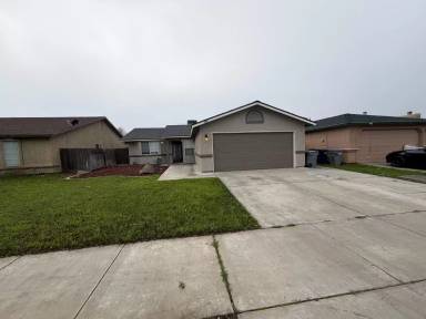 Main picture of 459 Serano Ct