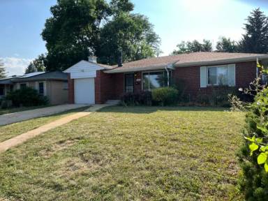 Main picture of 1375 S Eaton Ct
