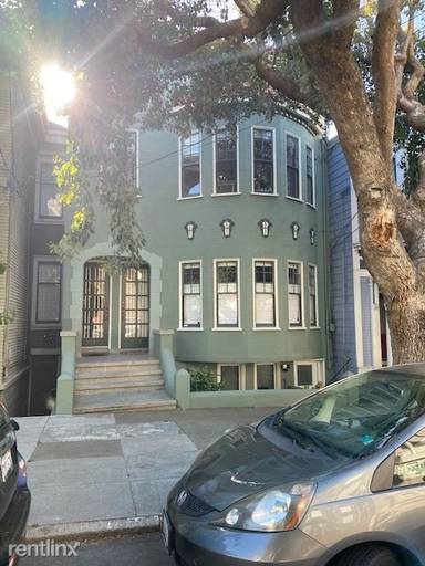 Main picture of 371 Fair Oaks St