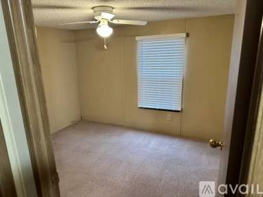 Main picture of 1368 White Oak St