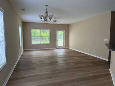 Main picture of 6A Covington Ln