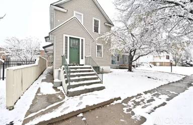 Main picture of 2316 2nd Ave W