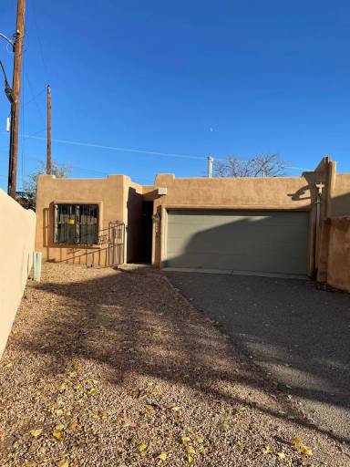 Main picture of 2419 Northwest Cir NW