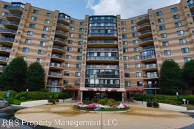 Main picture of 8380 Greensboro Dr