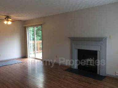 Main picture of 2882 Silver Maple Ct