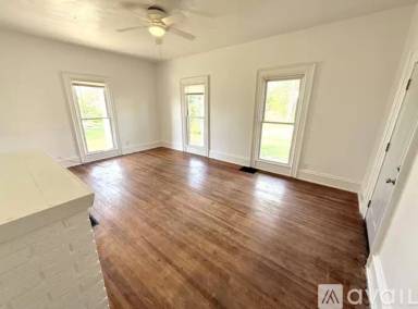 Main picture of 1215 Arlington Ave