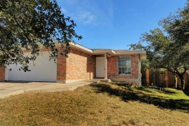 Main picture of 21633 Boggy Ford Rd