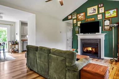 Main picture of 304 Fortway Rd