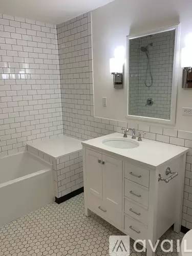 Main picture of 6961 Government St