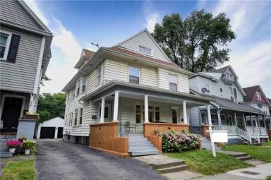 Main picture of 501 Oxford St