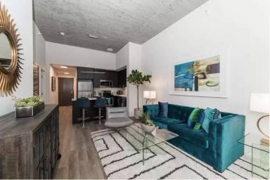 Main picture of 58 E 14th Pl