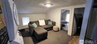 Main picture of 1322 Glendale Ave
