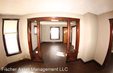 Main picture of 3946 Woodbridge Ave