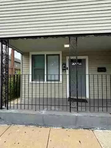 Main picture of 8436 S Exchange Ave