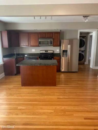 Main picture of 6612 S Kenwood Ave