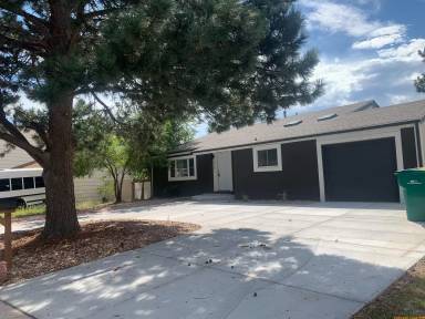 Main picture of 4726 Dover Dr