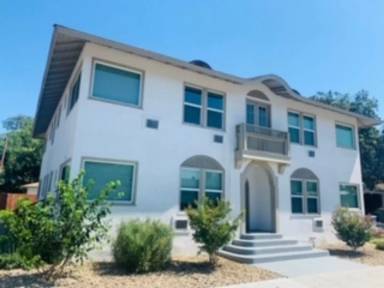 Main picture of 105 E Olive Ave