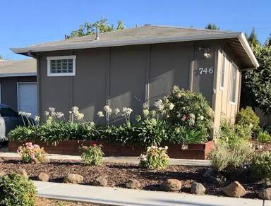 Main picture of 746 W Hacienda Ave