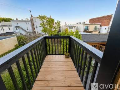 Main picture of 96 Nichols St