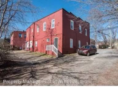 Main picture of 32 Brookside Cir