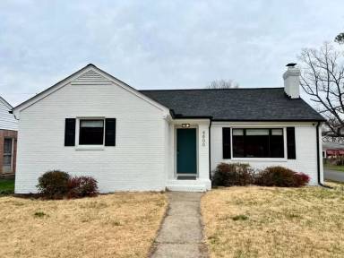 Main picture of 4800 Fitzhugh Ave