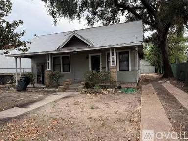Main picture of 544 W 28th St