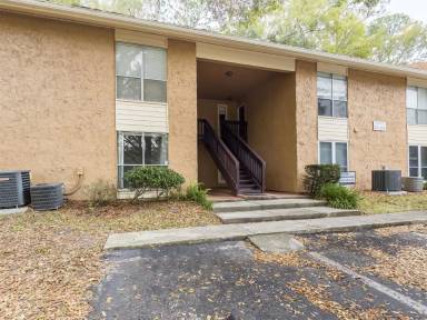Main picture of Creeks Edge Condos