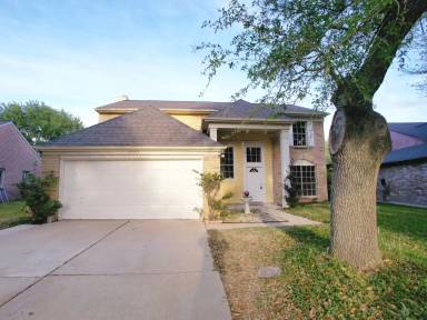 Main picture of 5710 Wynberry Dr