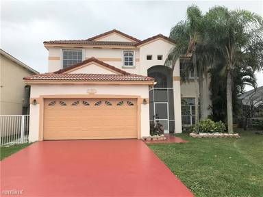 Main picture of 12310 Wedge Way