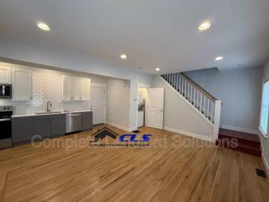 Main picture of 646 Farrington St