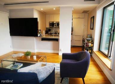 Main picture of 252 W 76th St