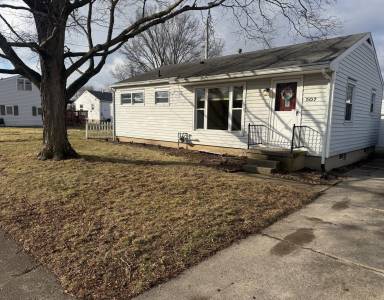 Main picture of 507 Maplewood Dr