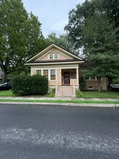 Main picture of 101 N Layton Ave