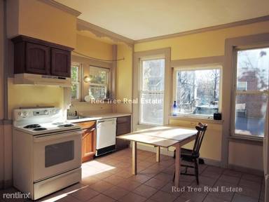 Main picture of 44 Linden St