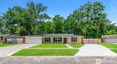 Main picture of 687 Charter Oaks Blvd