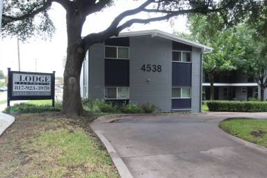Main picture of 4538 Byers Ave